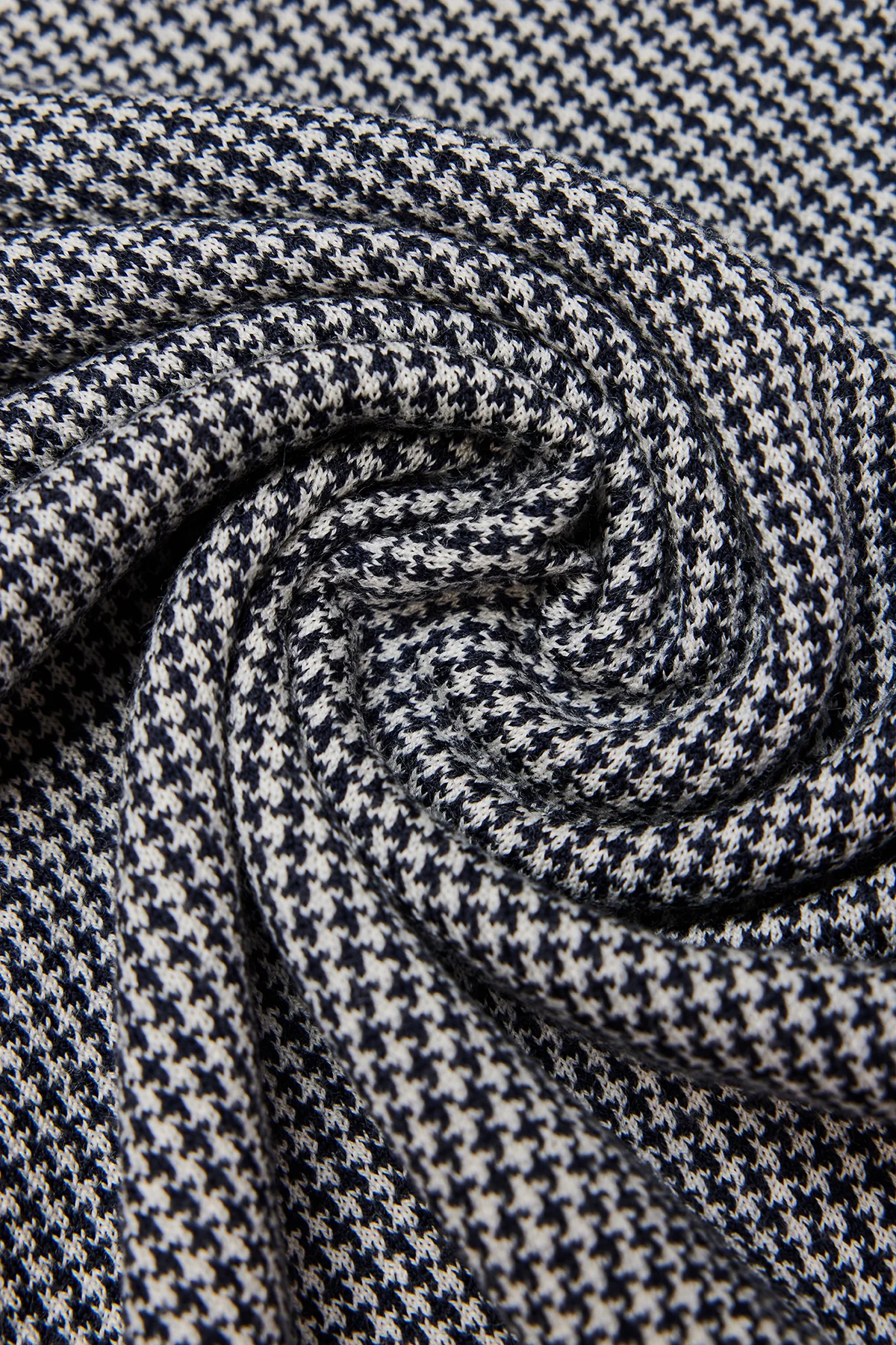 Jaylin - Navy Crewneck Knit - Image 4